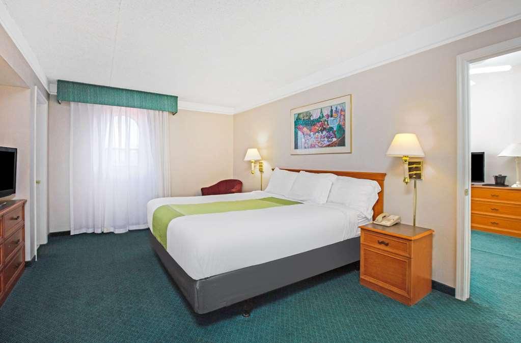 La Quinta Inn By Wyndham RenoReno  Szoba fotó
